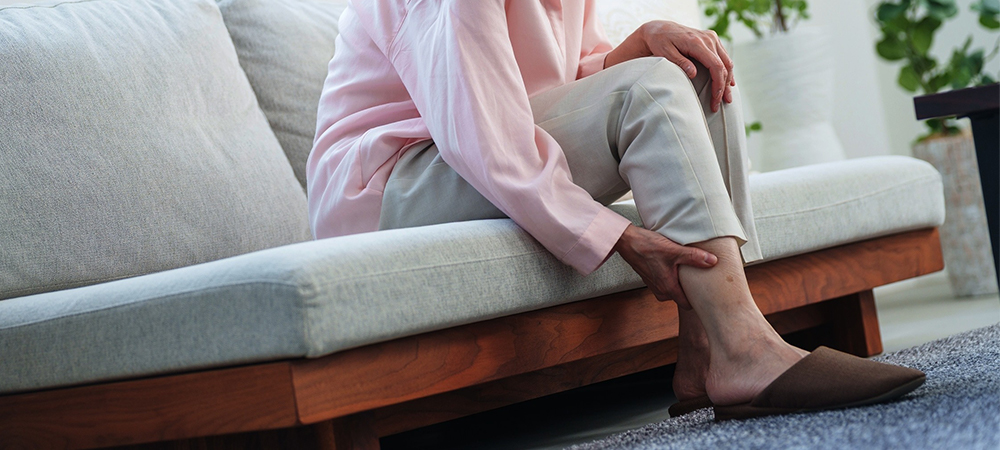 筋肉・脂肪を切り崩して消費する